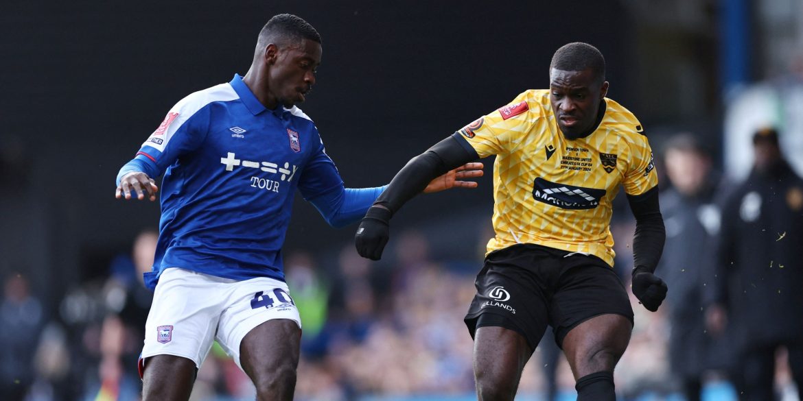 Ipswich could sign "wonderful" Tuanzebe rival for £0