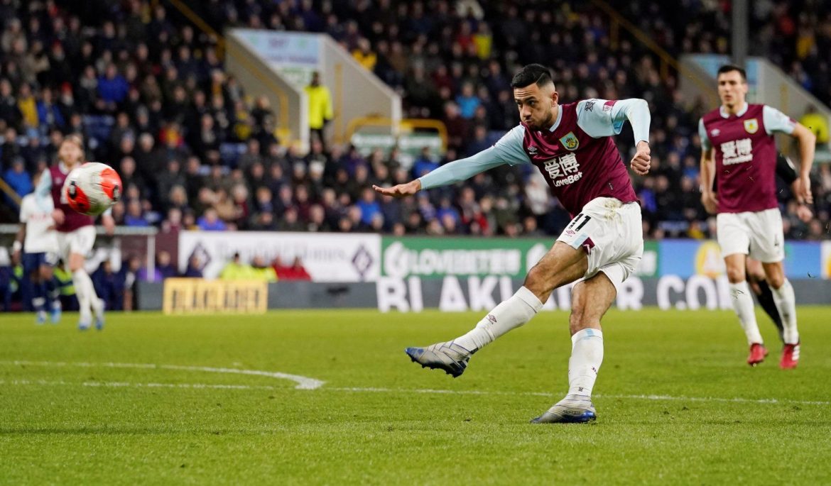Aston Villa: Fans react to Dwight McNeil update